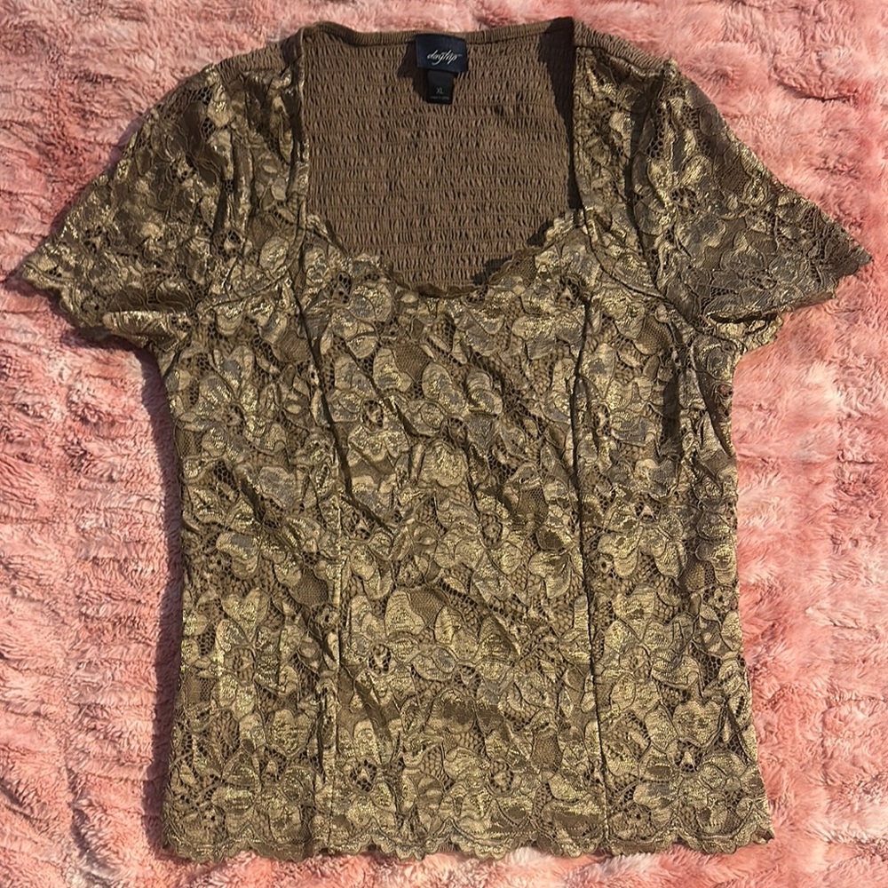 Buckle Floral Lace Top- XL